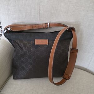 Gucci Brown GG Canvas Messenger Bag with Tan Leather Strap